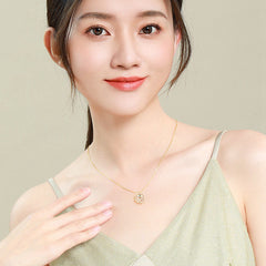 Retro Magnetic Four-Leaf Clover Necklace