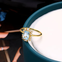 Ladies Fashion Inlaid Zircon Ring