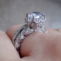 Elegant Zircon Crystal Ring