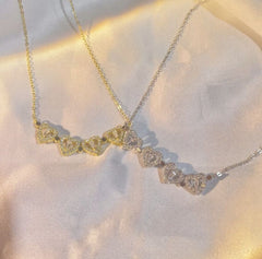 Retro Magnetic Four-Leaf Clover Necklace