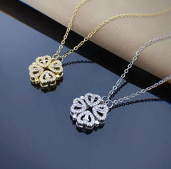 Retro Magnetic Four-Leaf Clover Necklace