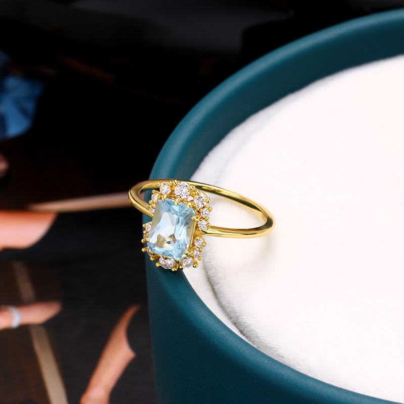Ladies Fashion Inlaid Zircon Ring